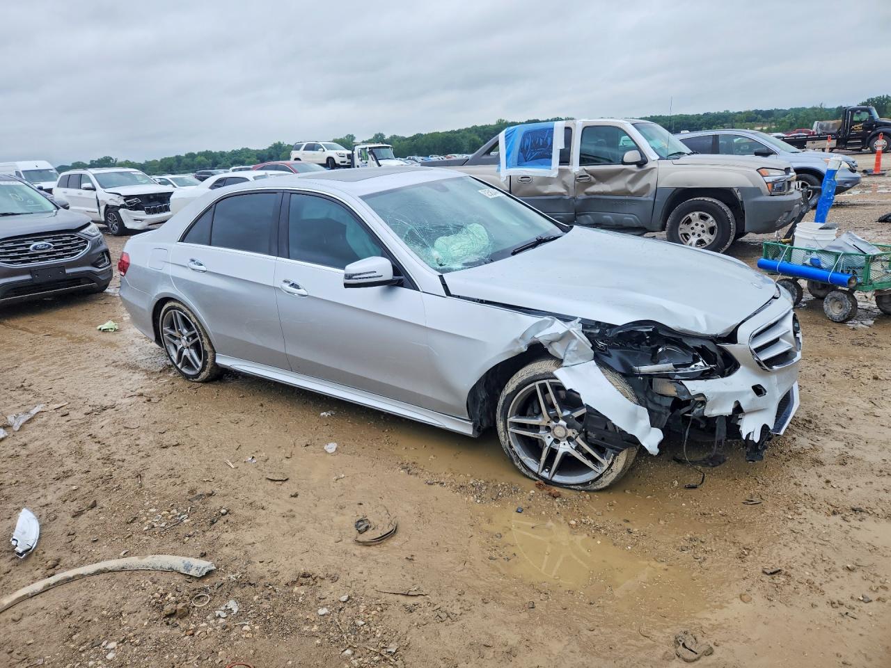 2014 Mercedes-benz E 350 4matic Silver vin: WDDHF8JBXEA985107