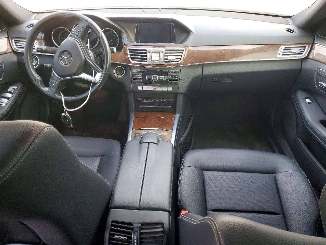 2015 Mercedes-benz E 350 4matic Черный vin: WDDHF8JBXFB152841