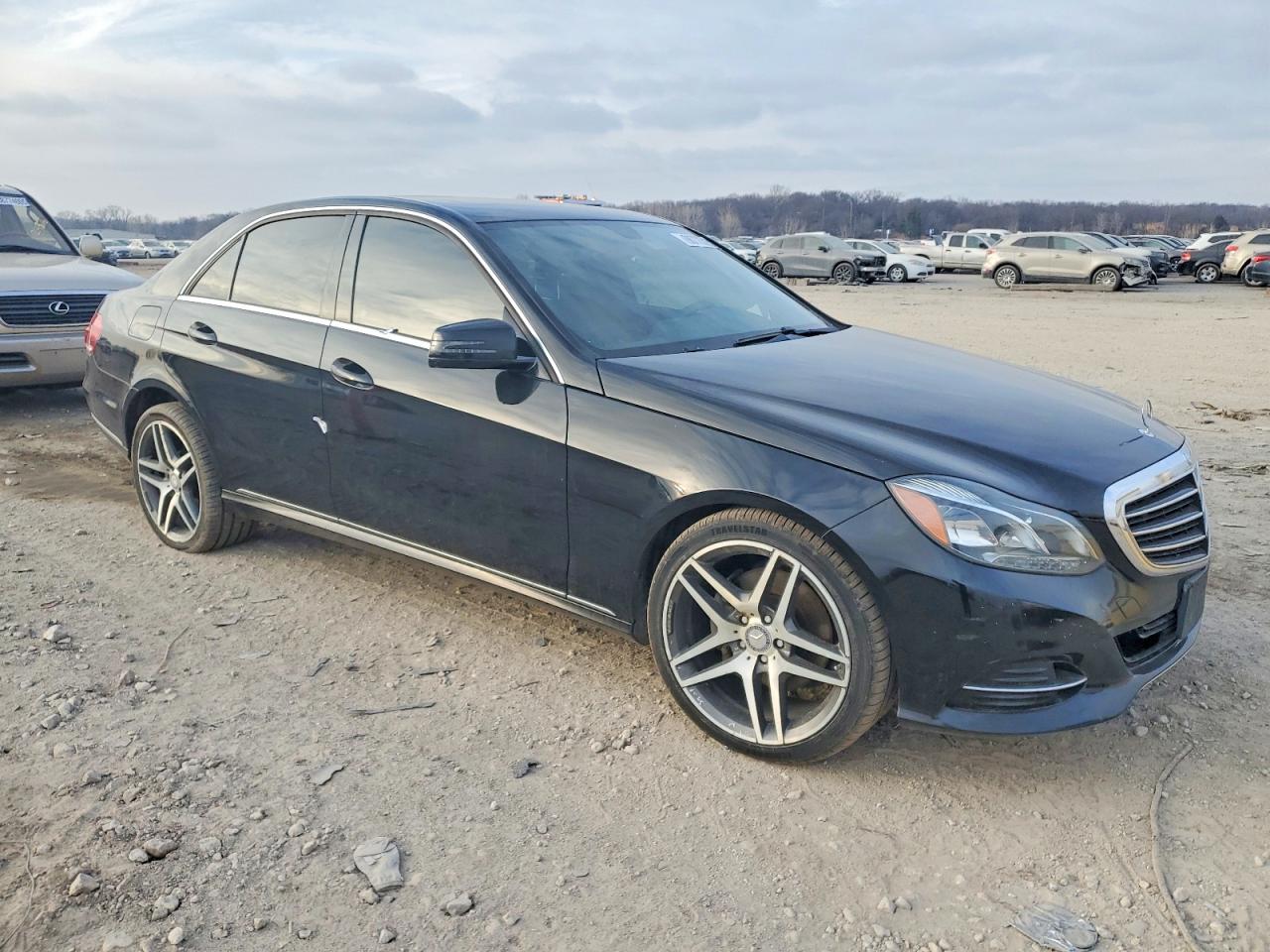 2015 Mercedes-benz E 350 4matic Черный vin: WDDHF8JBXFB152841