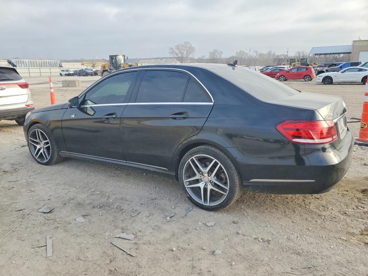 2015 Mercedes-benz E 350 4matic Черный vin: WDDHF8JBXFB152841