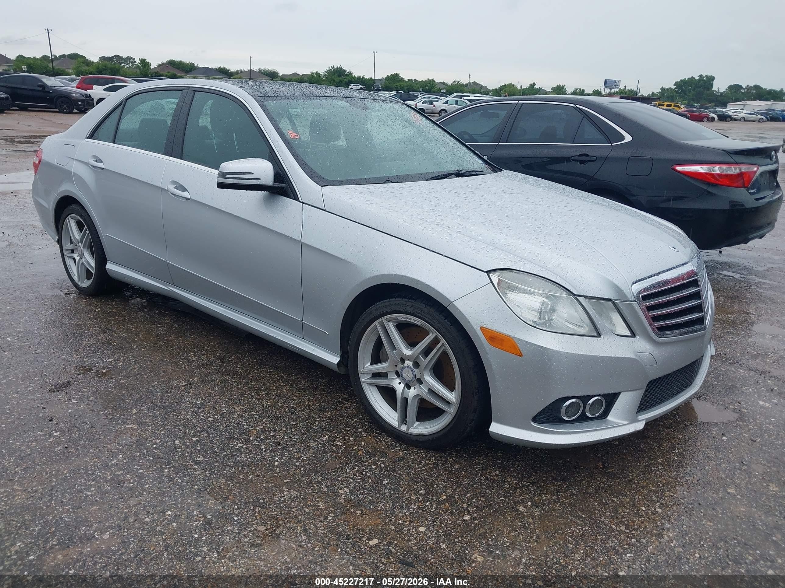2010 Mercedes-benz E 550 4matic Silver vin: WDDHF9AB1AA234591