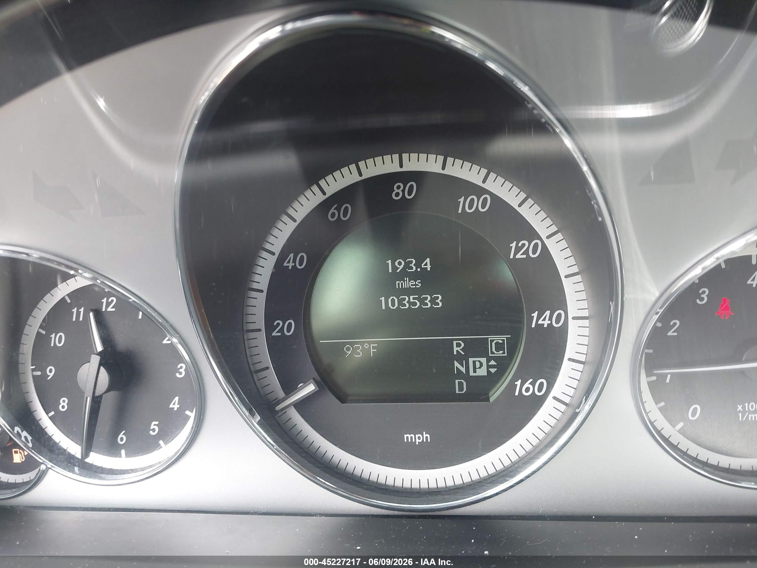 2010 Mercedes-benz E 550 4matic Silver vin: WDDHF9AB1AA234591