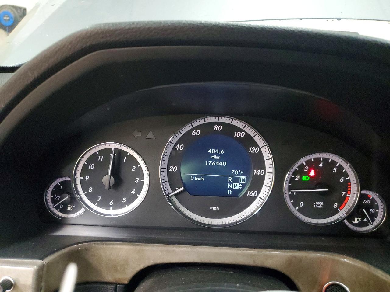 2010 Mercedes-benz E 550 4matic Silver vin: WDDHF9AB2AA171646