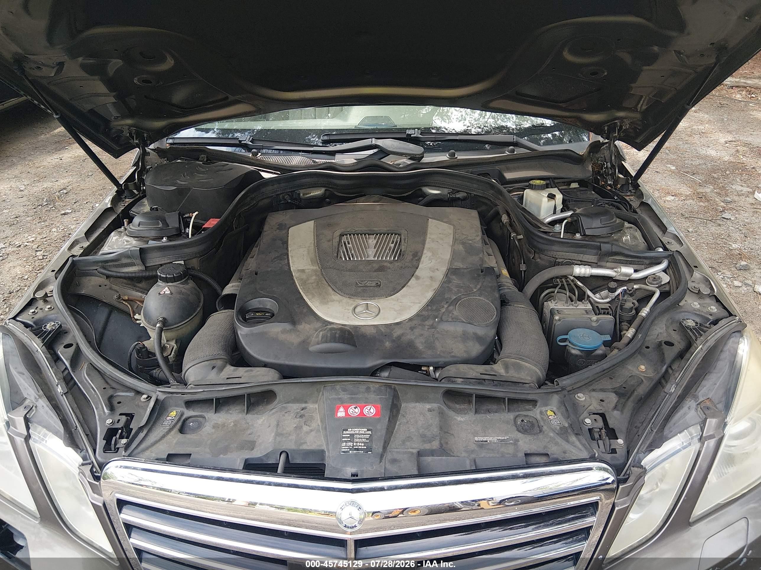 2010 Mercedes-benz E 550 4matic Gray vin: WDDHF9AB3AA146738
