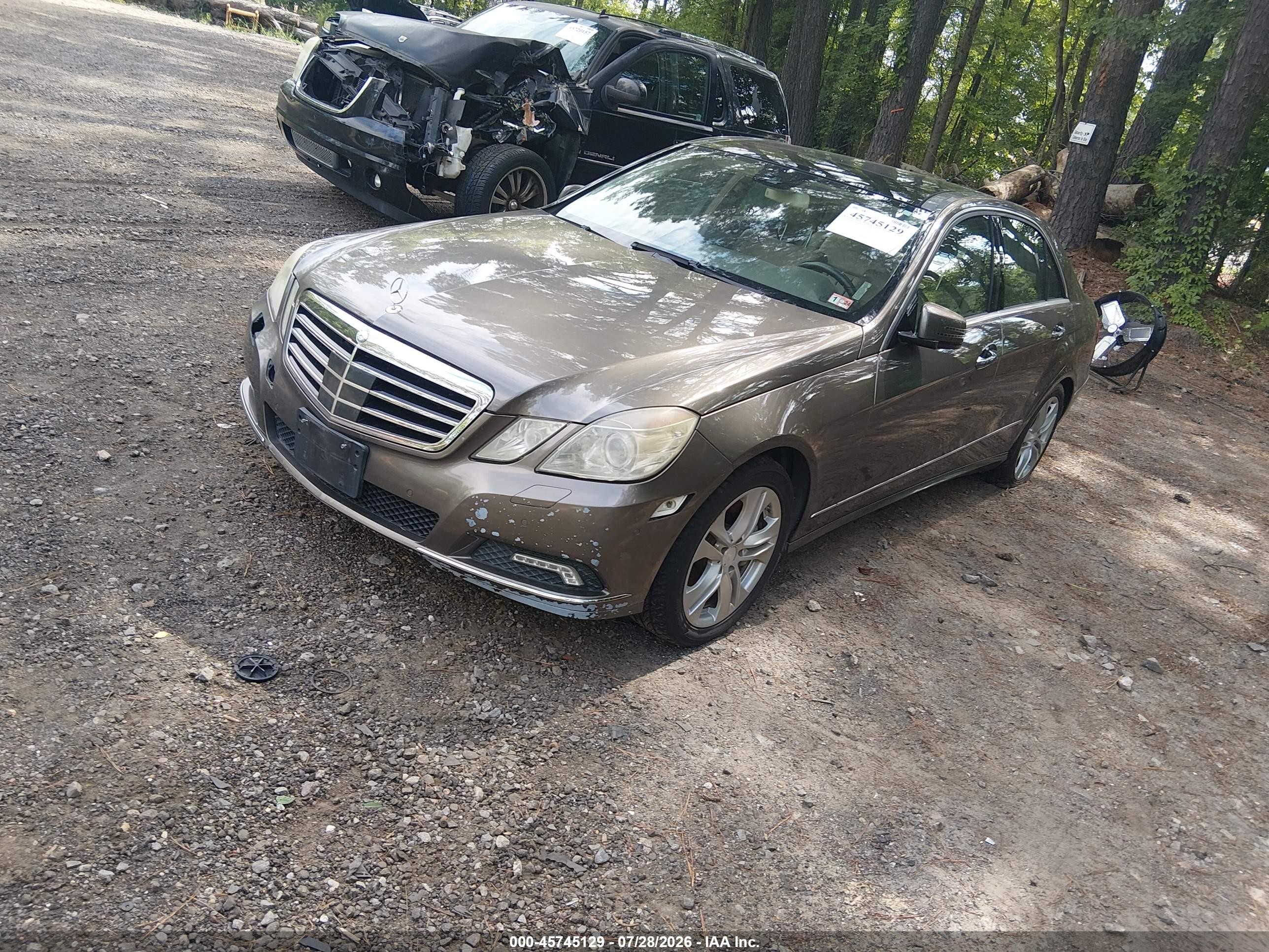 2010 Mercedes-benz E 550 4matic Gray vin: WDDHF9AB3AA146738