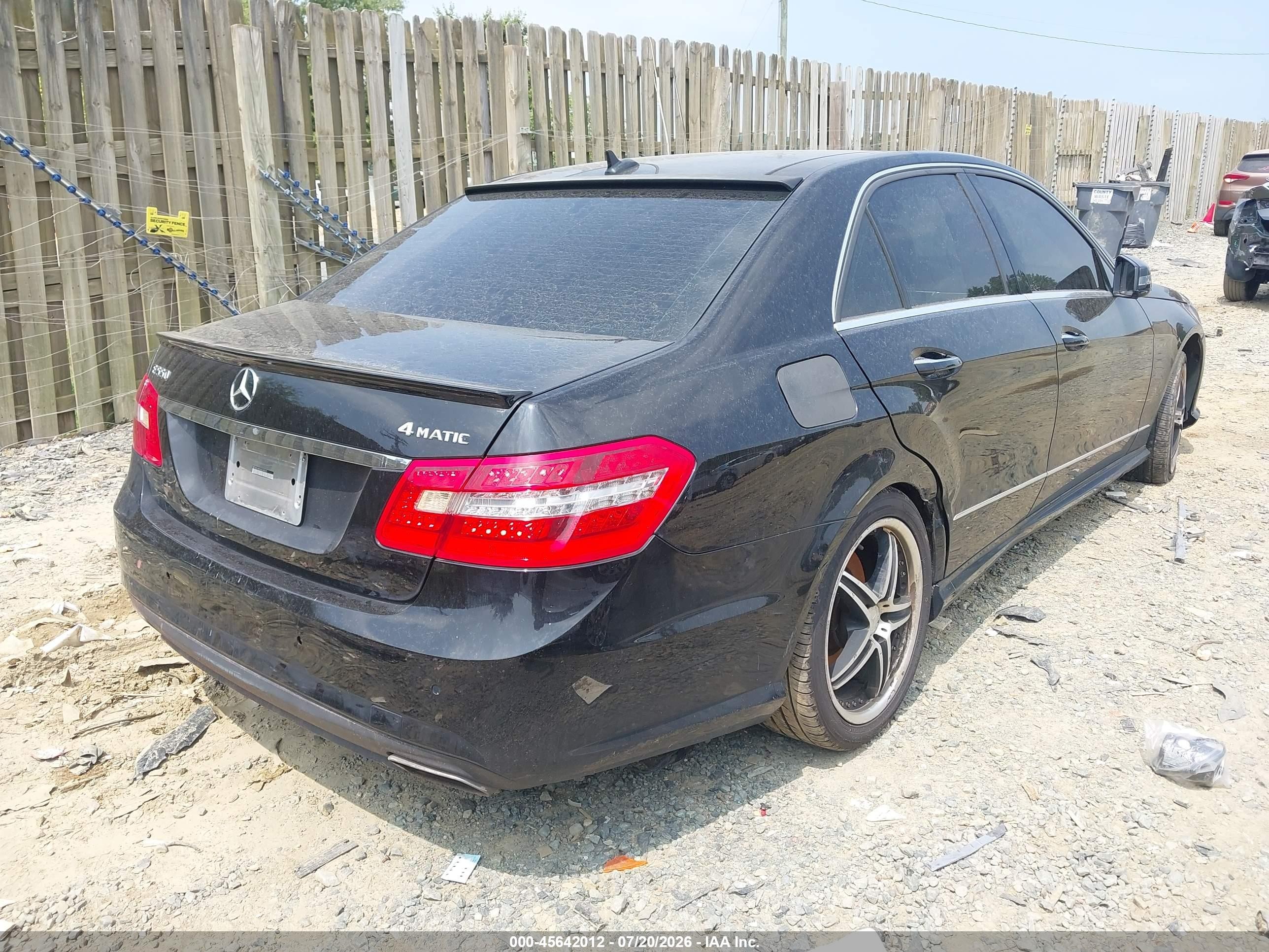 2010 Mercedes-benz E 550 4matic Black vin: WDDHF9AB3AA248525