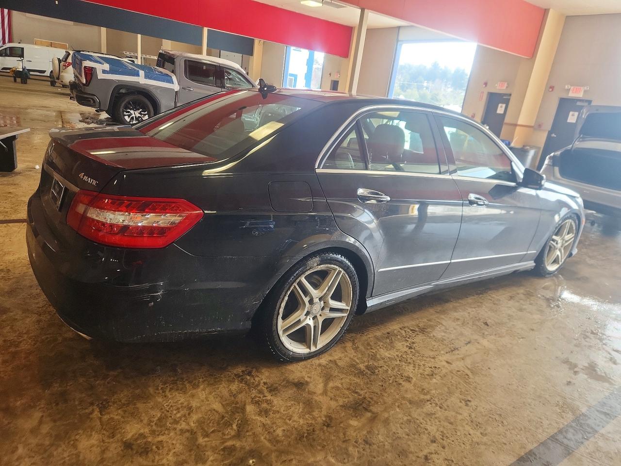 2011 Mercedes-benz E 550 4matic Black vin: WDDHF9AB5BA356484