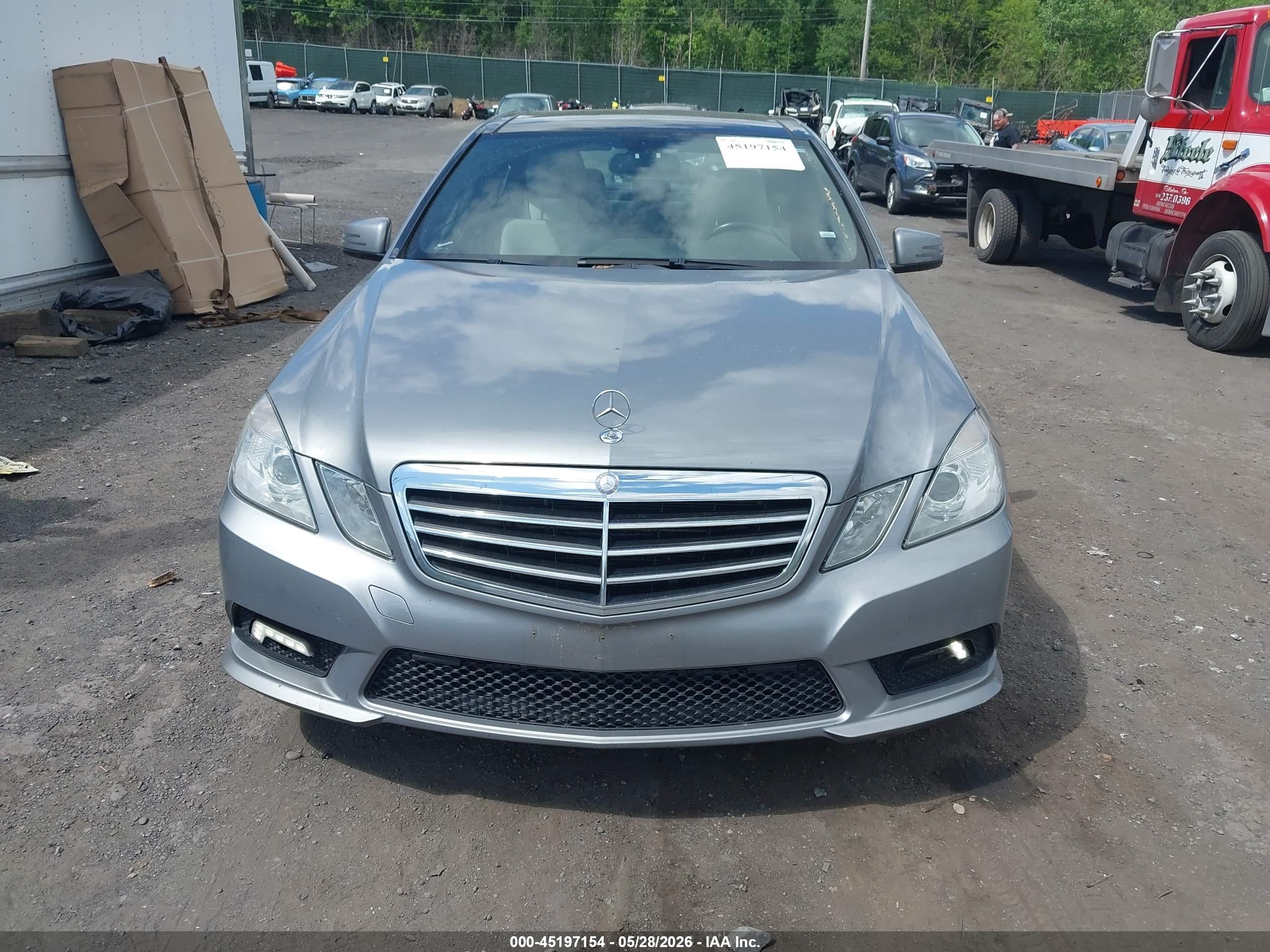 2011 Mercedes-benz E 550 4matic Silver vin: WDDHF9AB5BA442720