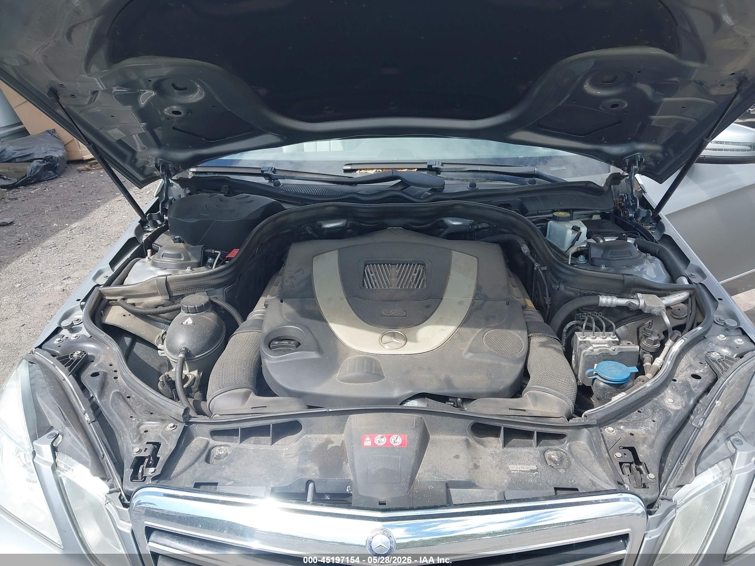 2011 Mercedes-benz E 550 4matic Silver vin: WDDHF9AB5BA442720