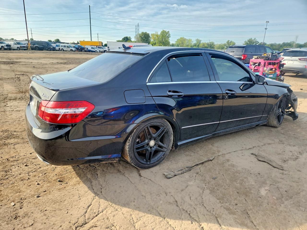 2011 Mercedes-benz E 550 4matic Black vin: WDDHF9AB7BA409878