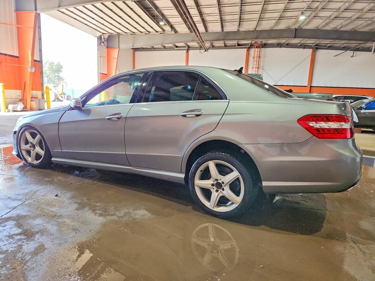 2011 Mercedes-benz E 550 4matic Gray vin: WDDHF9AB8BA492754