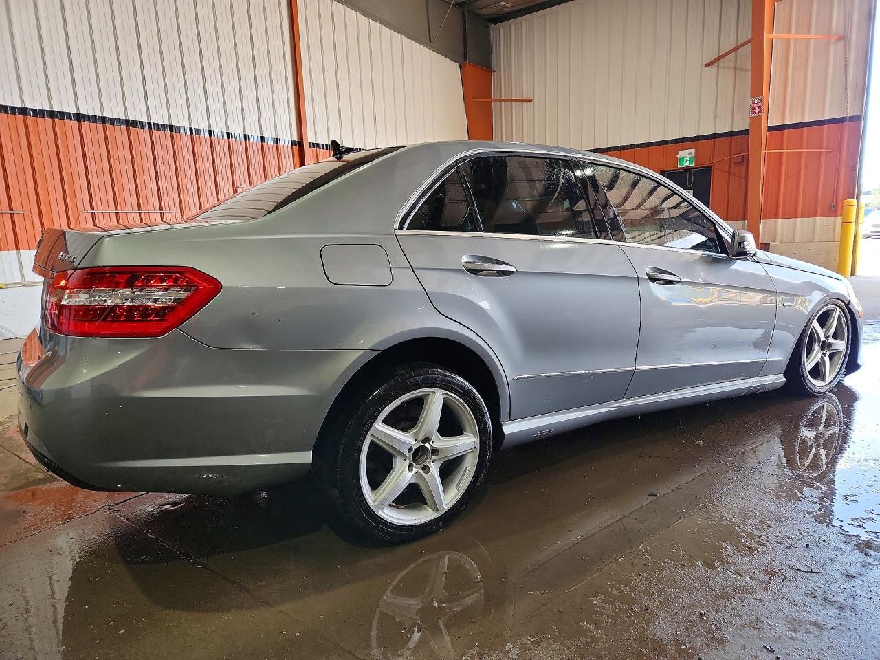2011 Mercedes-benz E 550 4matic Gray vin: WDDHF9AB8BA492754