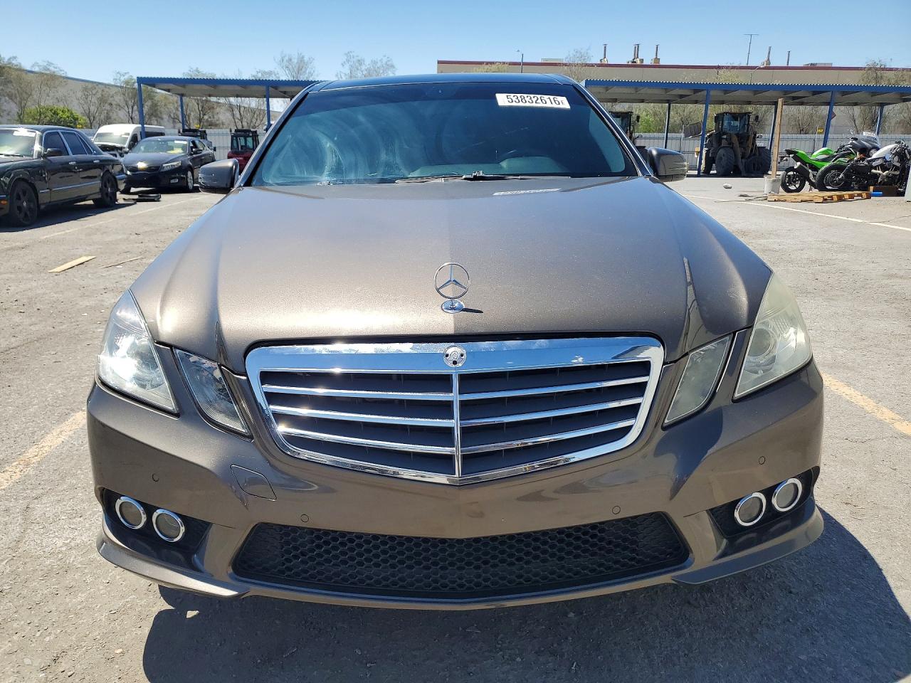 2010 Mercedes-benz E 550 4matic Gray vin: WDDHF9AB9AA130267