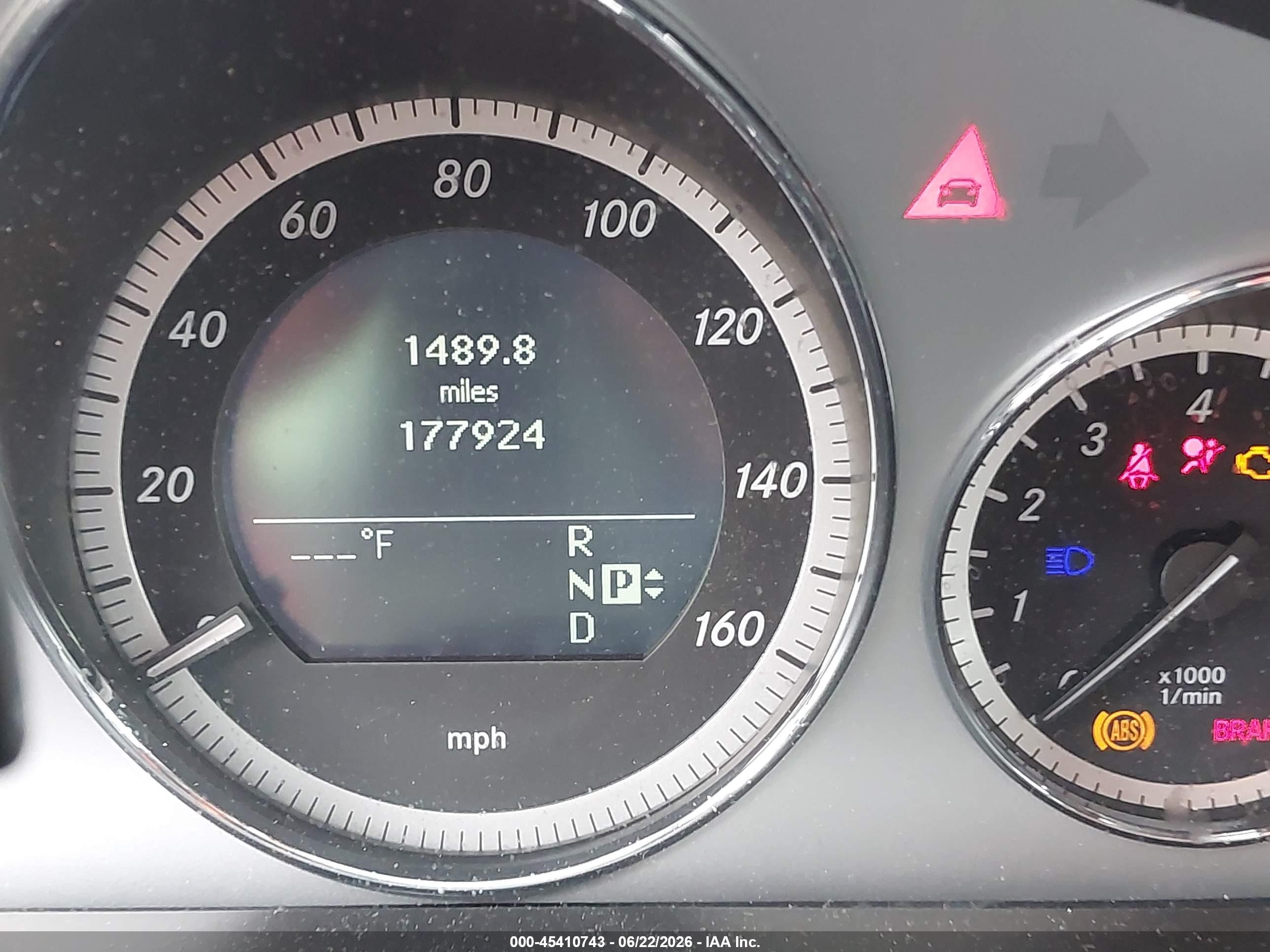 2011 Mercedes-benz E 550 4matic White vin: WDDHF9AB9BA440842