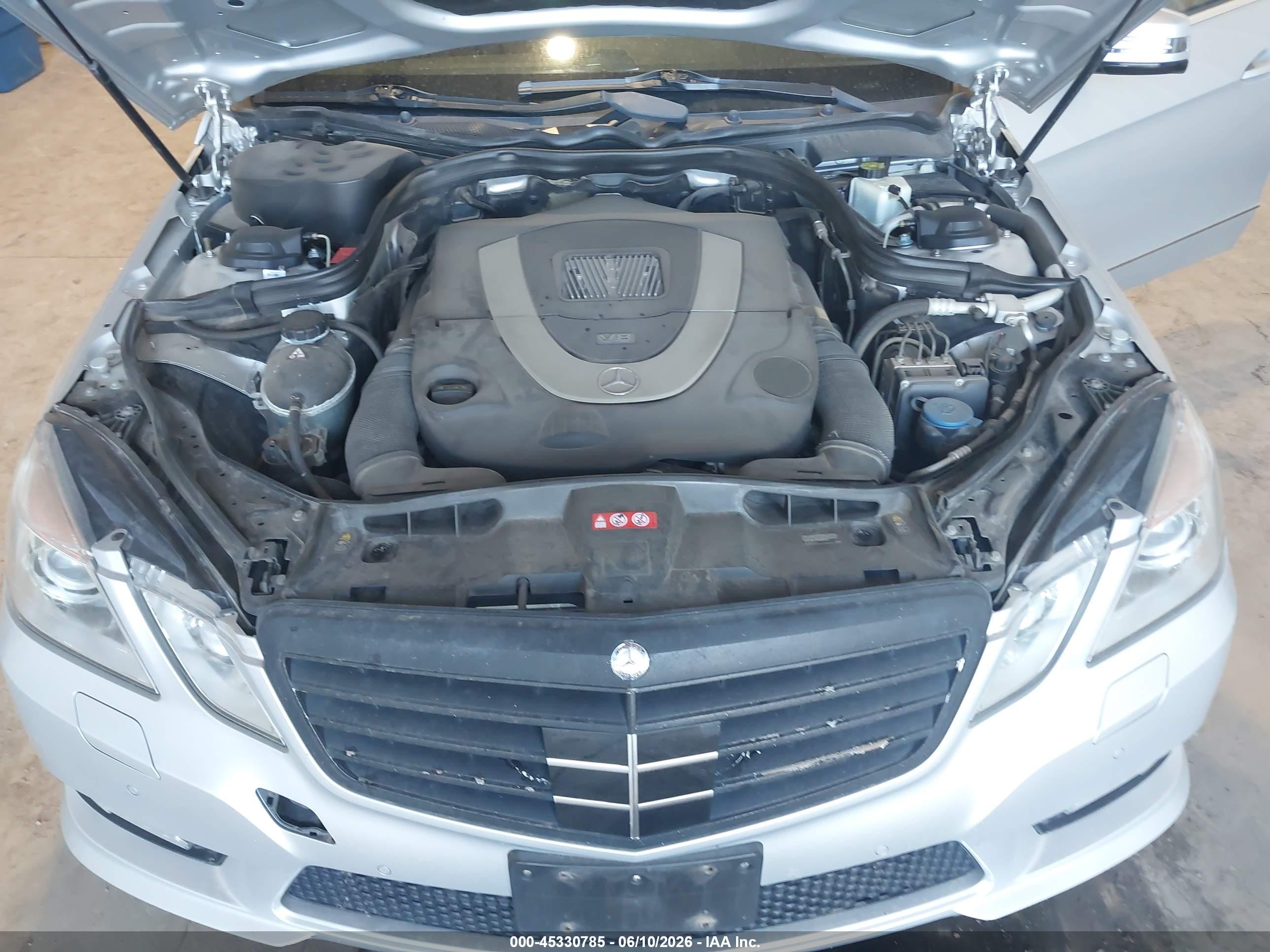 2011 Mercedes-benz E 550 4matic Gray vin: WDDHF9ABXBA500417