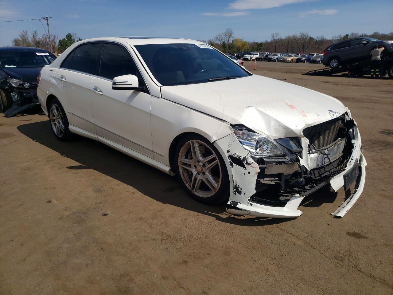 2013 Mercedes-benz E 550 4matic White vin: WDDHF9BB1DA721339
