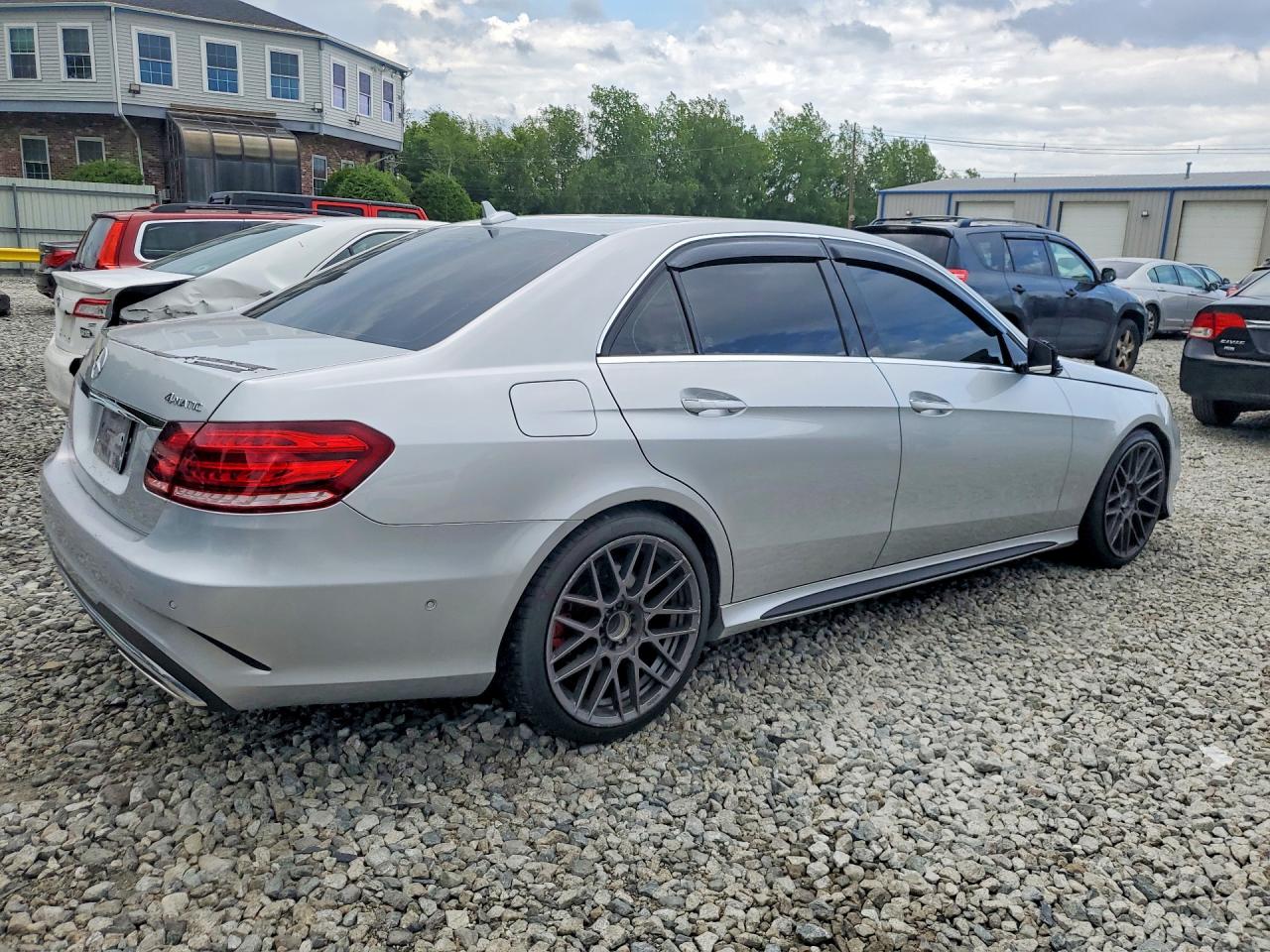 2014 Mercedes-benz E 550 4matic Silver vin: WDDHF9BB4EA911153