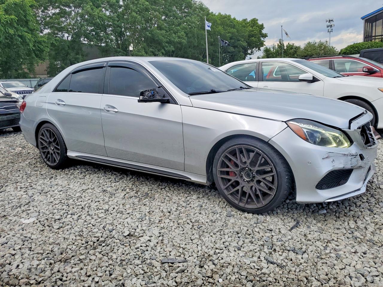 2014 Mercedes-benz E 550 4matic Silver vin: WDDHF9BB4EA911153