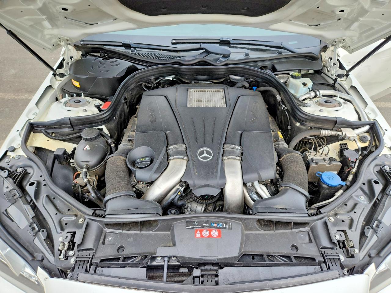 2014 Mercedes-benz E 550 4matic Белый vin: WDDHF9BB4EB000041