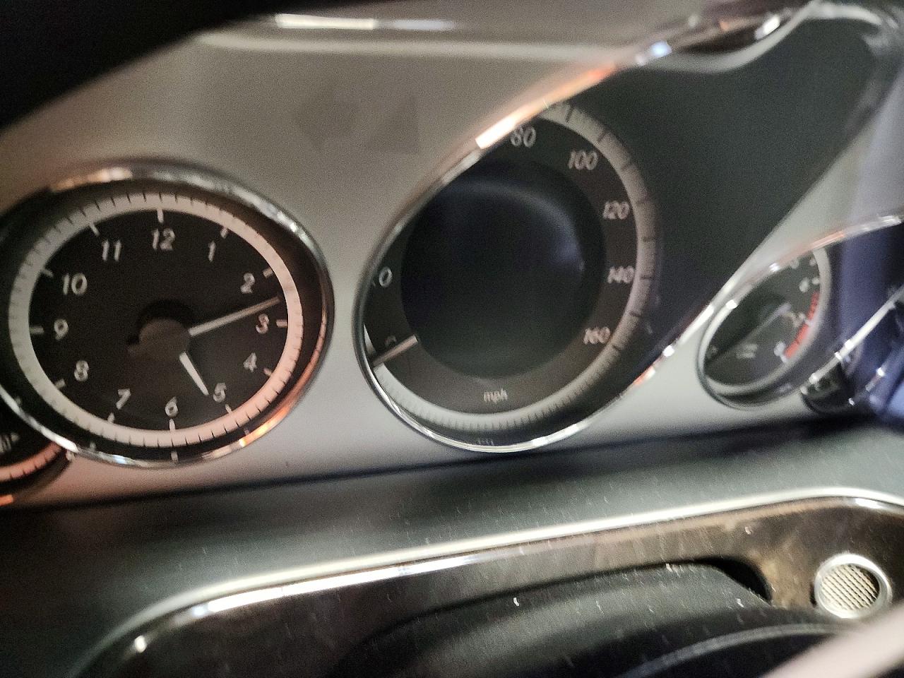 2013 Mercedes-benz E 550 4matic Black vin: WDDHF9BB5DA696512