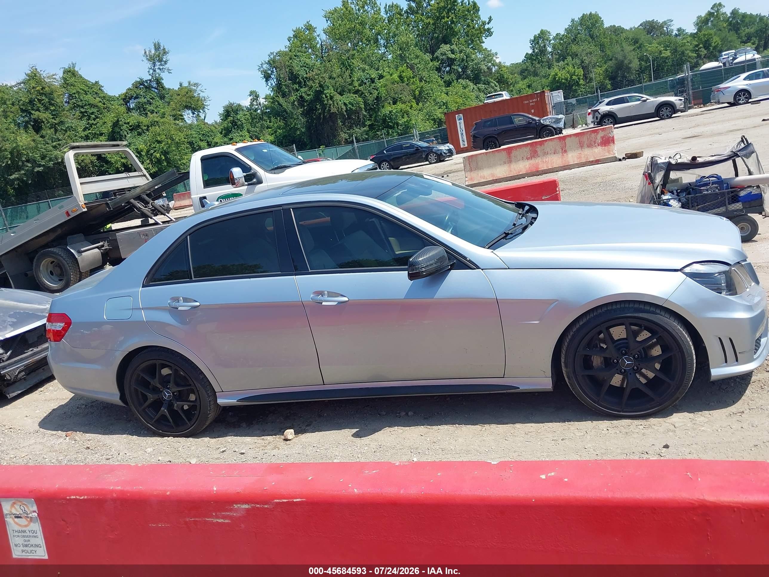 2013 Mercedes-benz E 550 4matic Silver vin: WDDHF9BB6DA720350