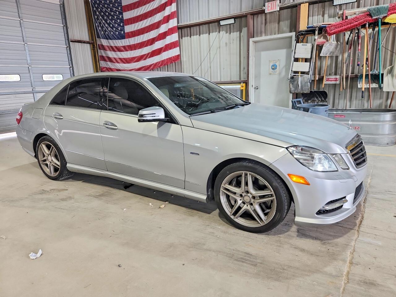 2012 Mercedes-benz E 550 4matic Silver vin: WDDHF9BB7CA545010