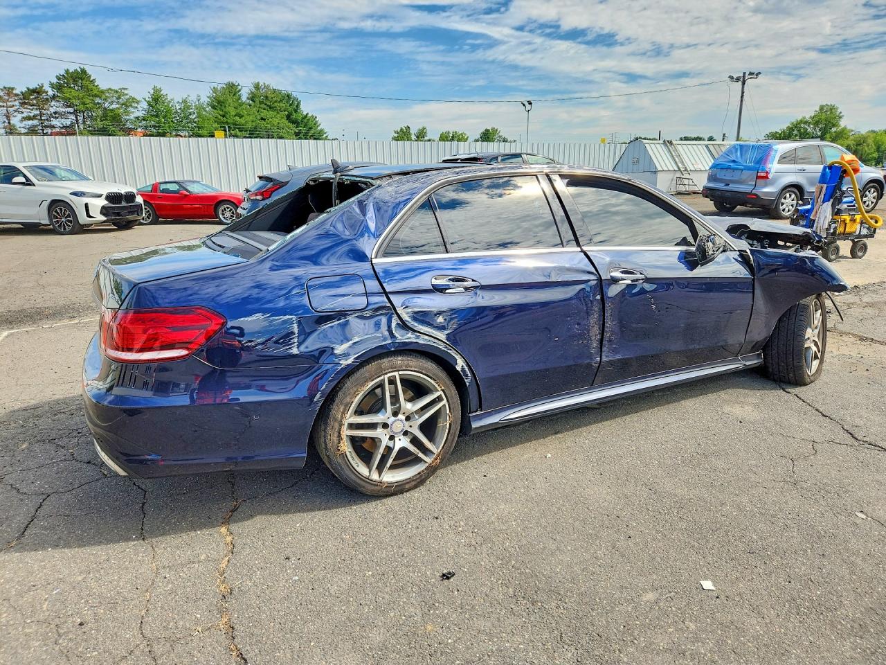 2014 Mercedes-benz E 550 4matic Черный vin: WDDHF9BB7EB045572