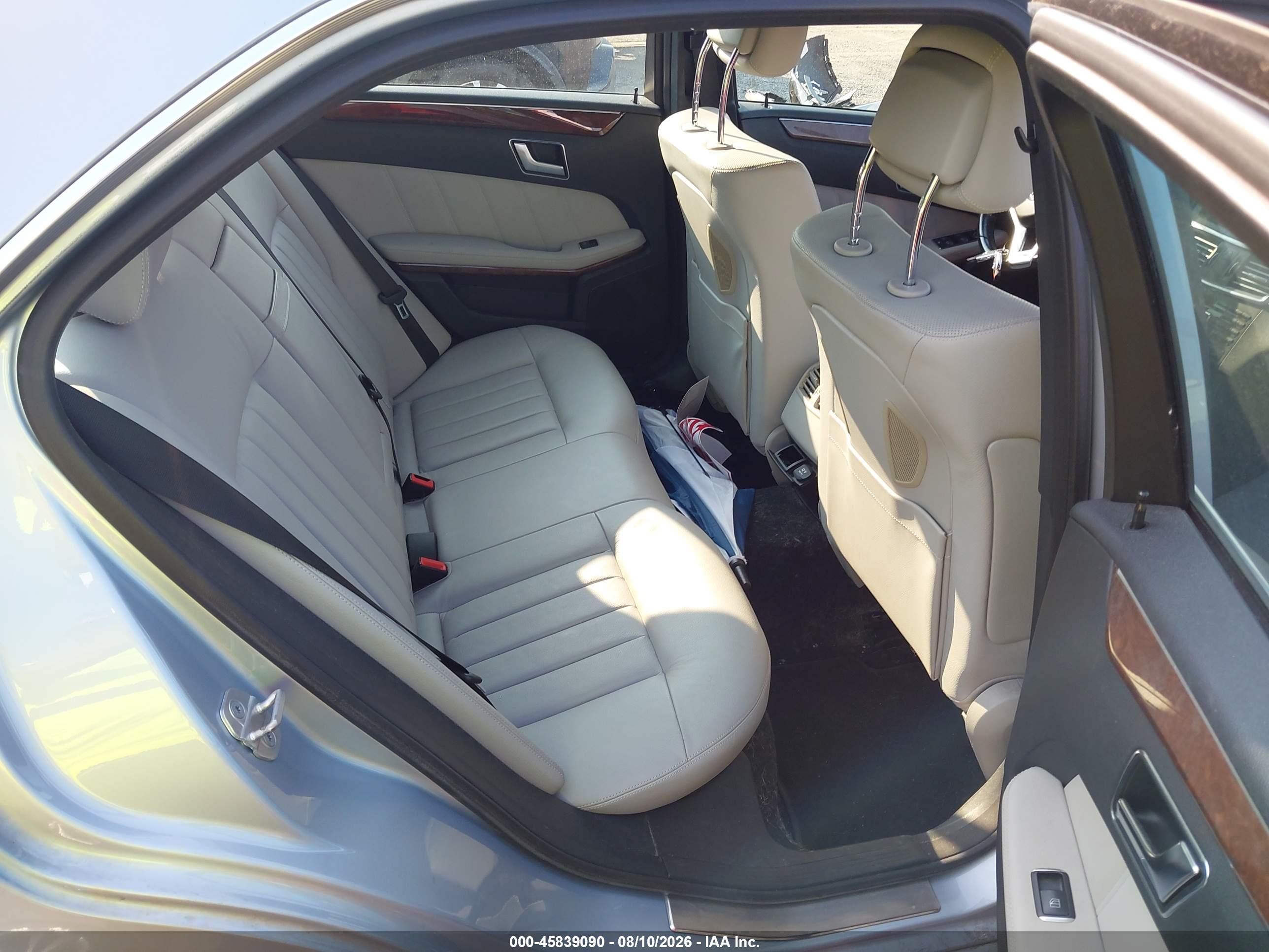 2013 Mercedes-benz E 550 4matic Silver vin: WDDHF9BB9DA750362