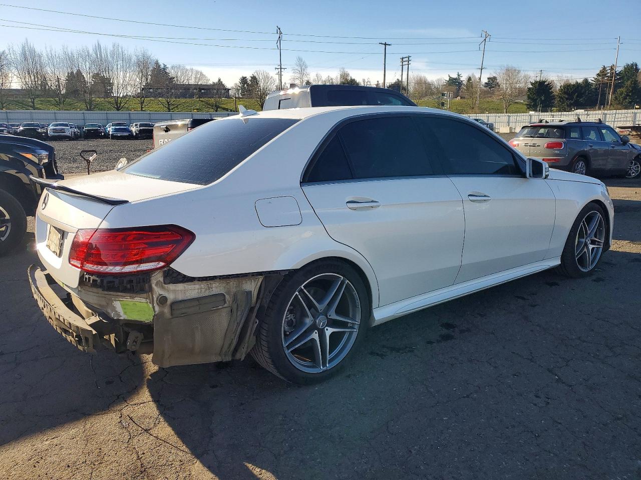 2014 Mercedes-benz E 550 4matic White vin: WDDHF9BB9EB041703
