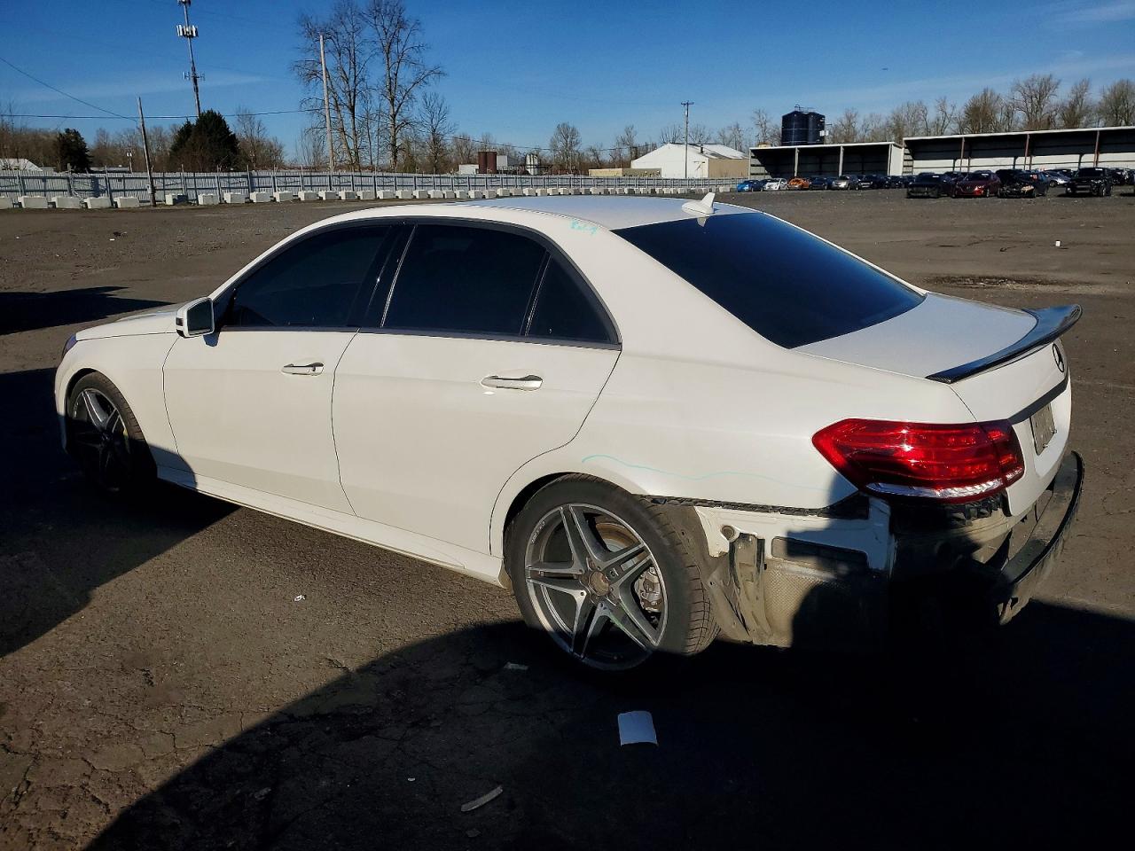 2014 Mercedes-benz E 550 4matic White vin: WDDHF9BB9EB041703