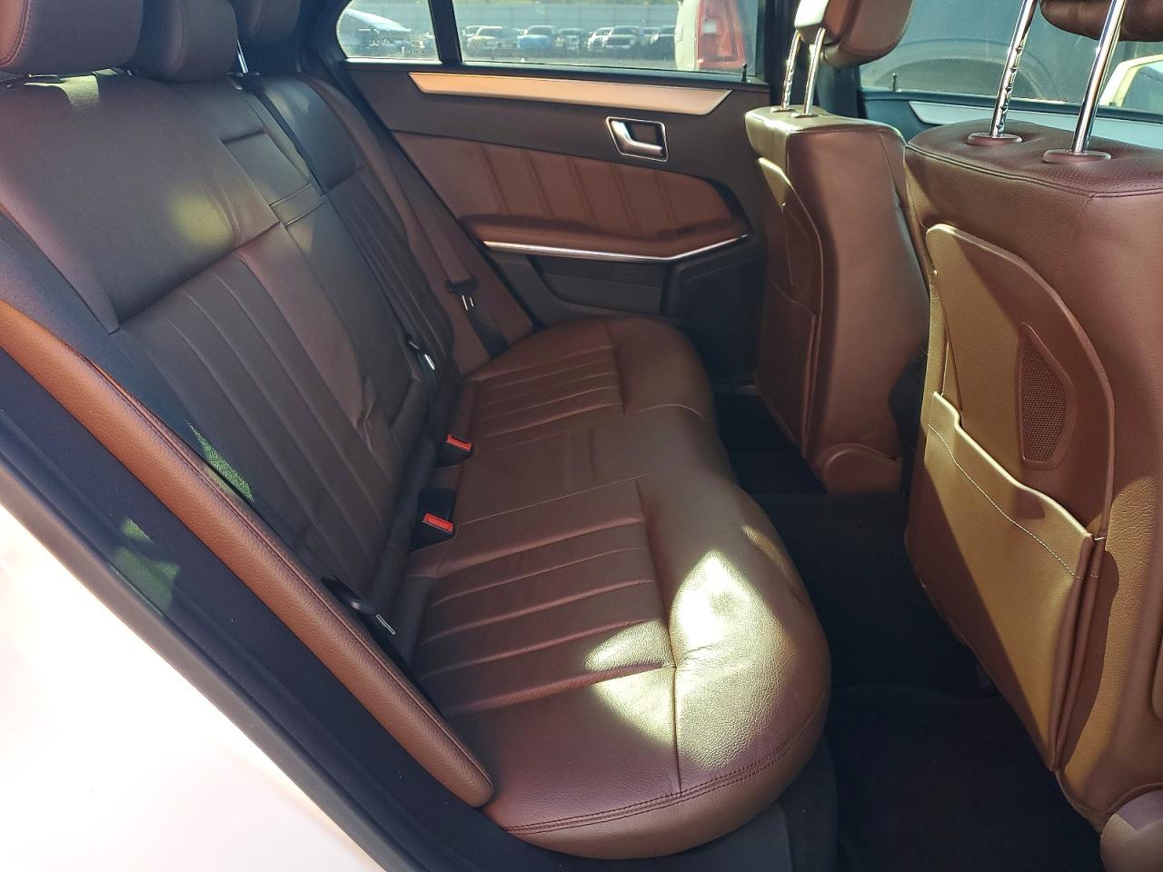 2014 Mercedes-benz E 550 4matic White vin: WDDHF9BB9EB041703