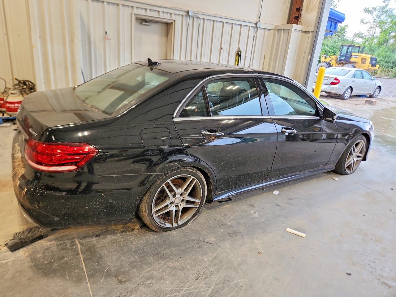 2014 Mercedes-benz E 550 4matic Black vin: WDDHF9BBXEB060664
