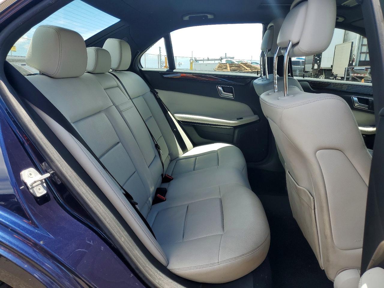 2014 Mercedes-benz E-class E400 Hybrid Blue vin: WDDHF9FB9EB073156