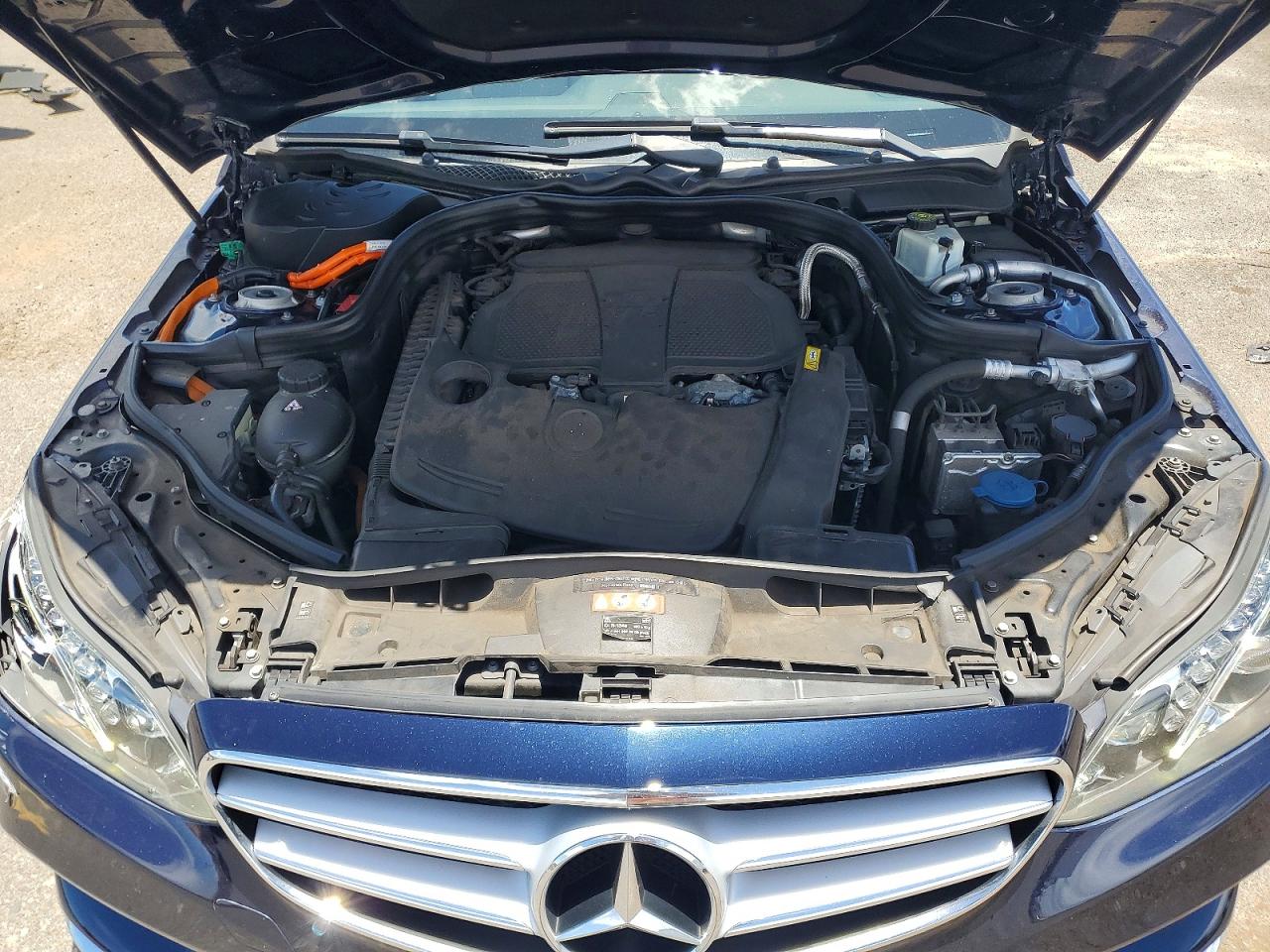 2014 Mercedes-benz E-class E400 Hybrid Blue vin: WDDHF9FB9EB073156