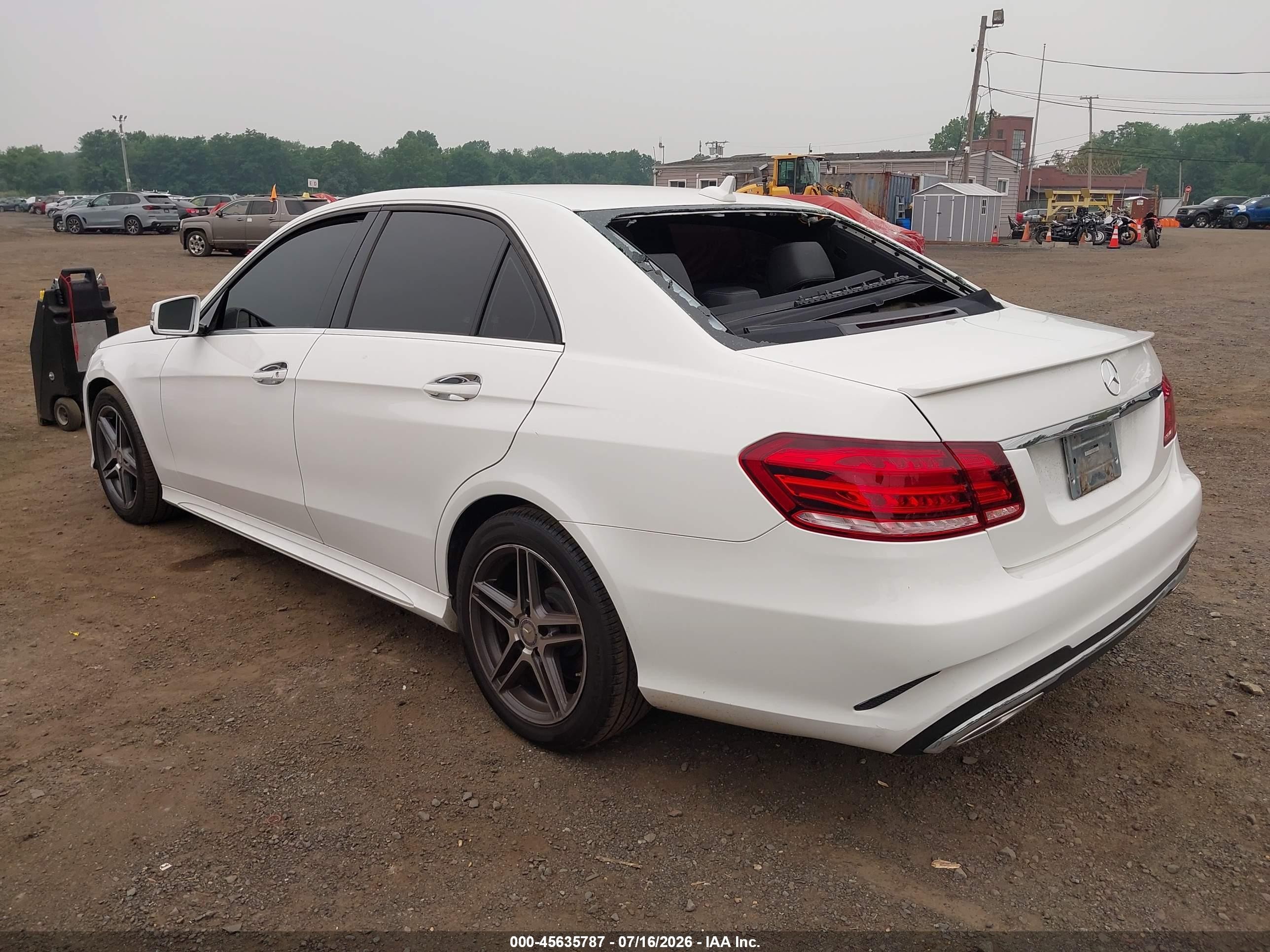 2015 Mercedes-benz E 250 Bluetec 4matic White vin: WDDHF9HB2FB102625