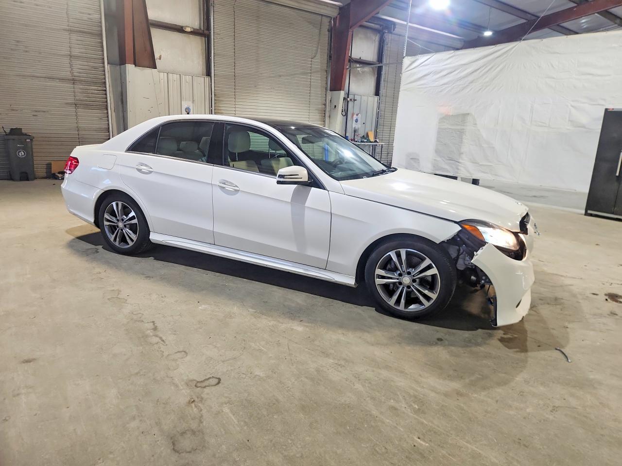 2015 Mercedes-benz E 250 Bluetec White vin: WDDHF9HB2FB143479