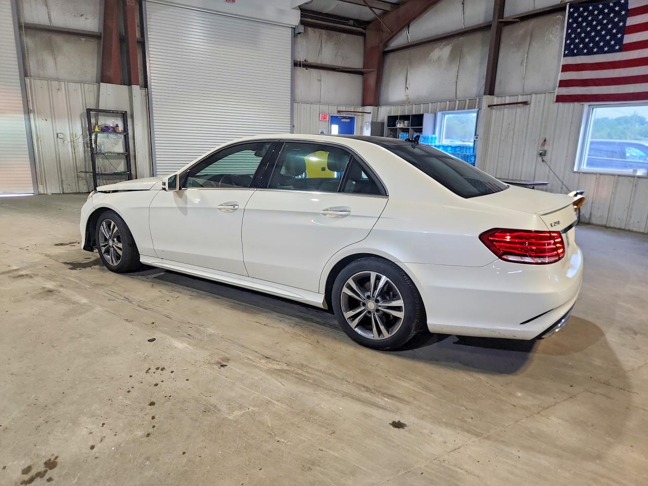 2015 Mercedes-benz E 250 Bluetec White vin: WDDHF9HB2FB143479
