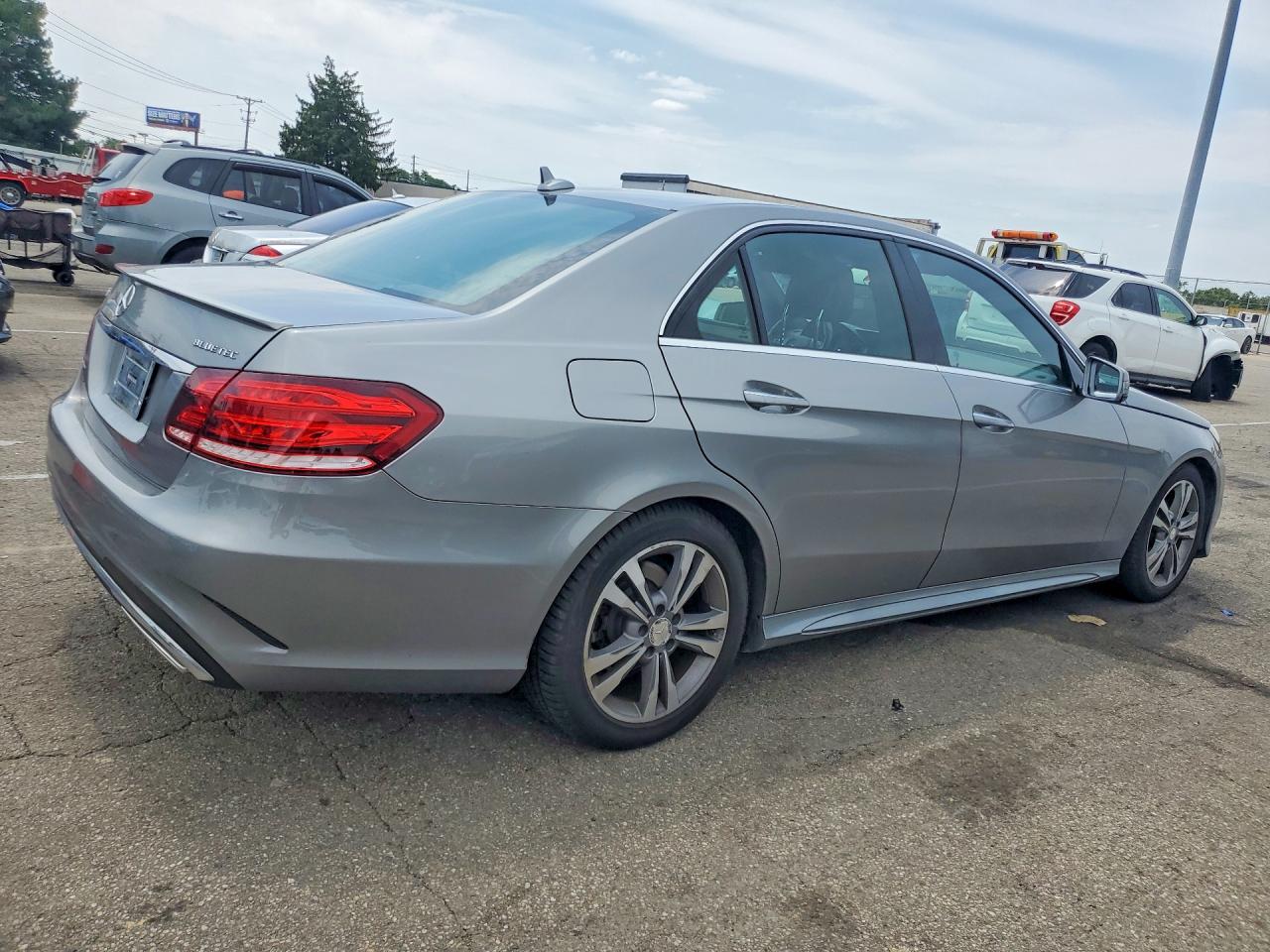 2014 Mercedes-benz E 250 Bluetec Gray vin: WDDHF9HB7EB016578