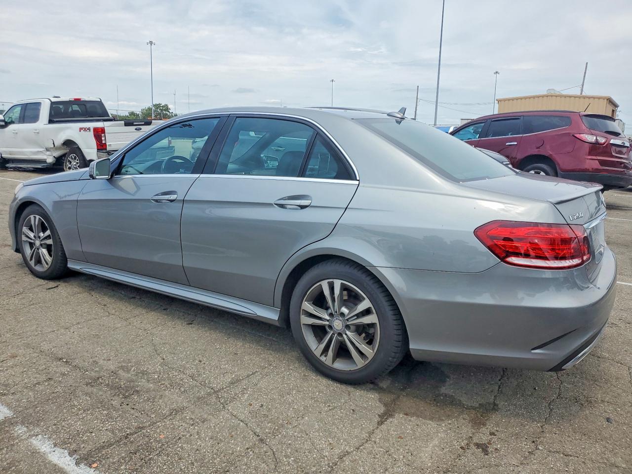 2014 Mercedes-benz E 250 Bluetec Gray vin: WDDHF9HB7EB016578