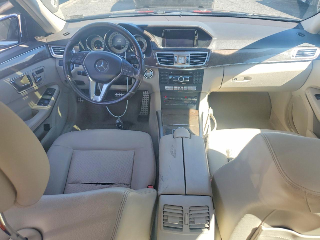 2014 Mercedes-benz E 250 Bluetec Blue vin: WDDHF9HB8EB033972
