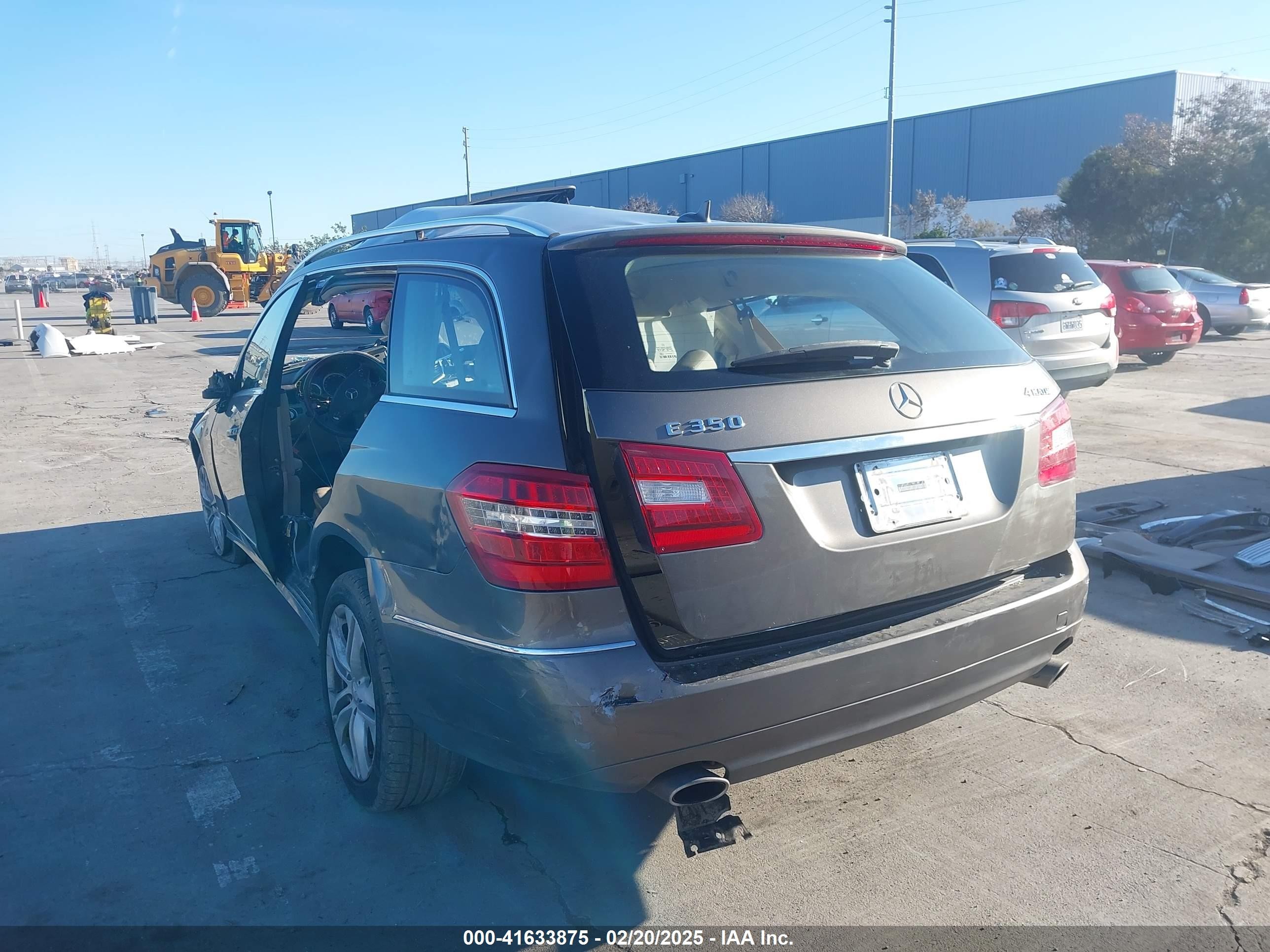2011 Mercedes-benz E 350 4matic Gray vin: WDDHH8HB0BA218507