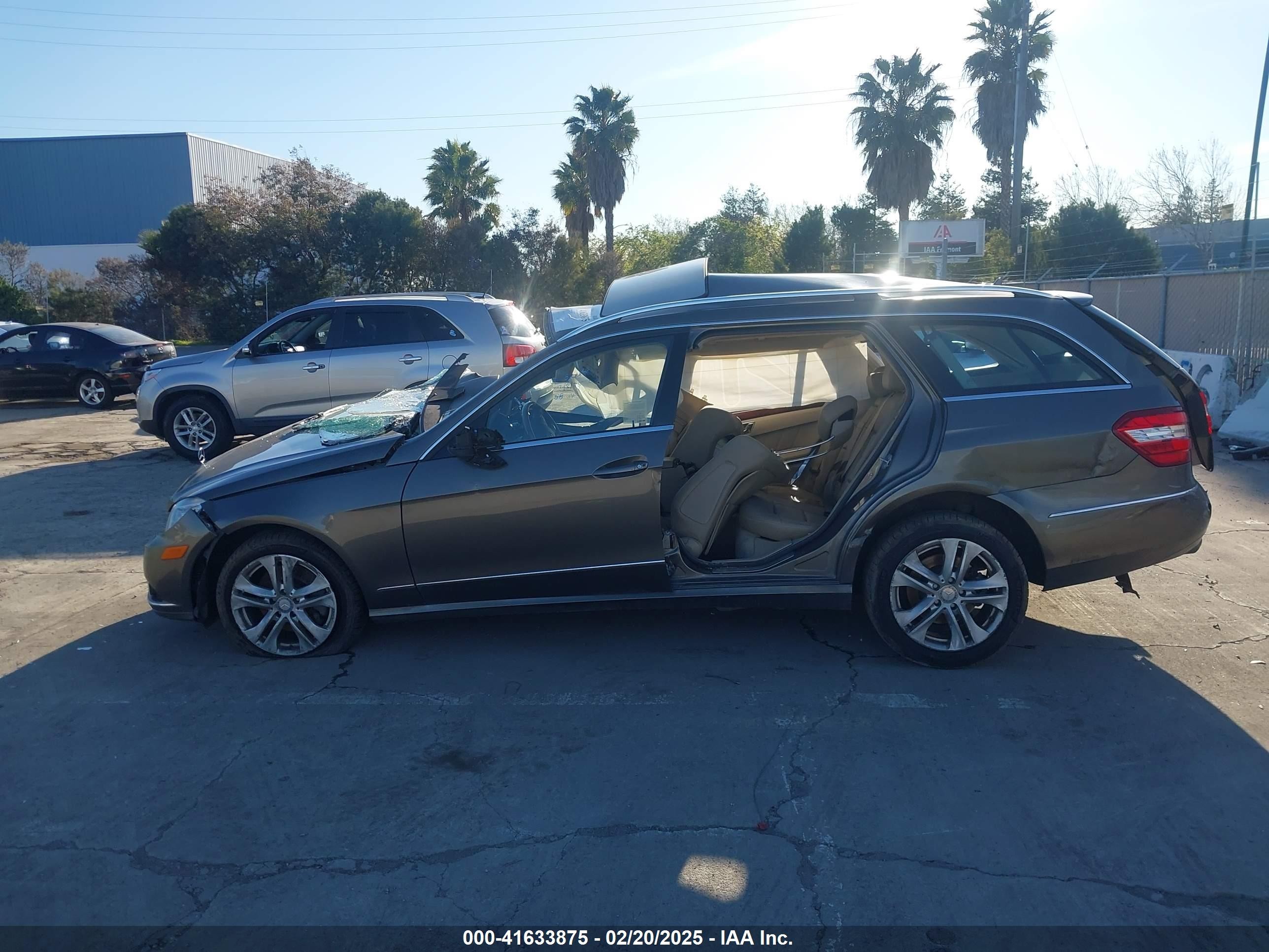 2011 Mercedes-benz E 350 4matic Gray vin: WDDHH8HB0BA218507