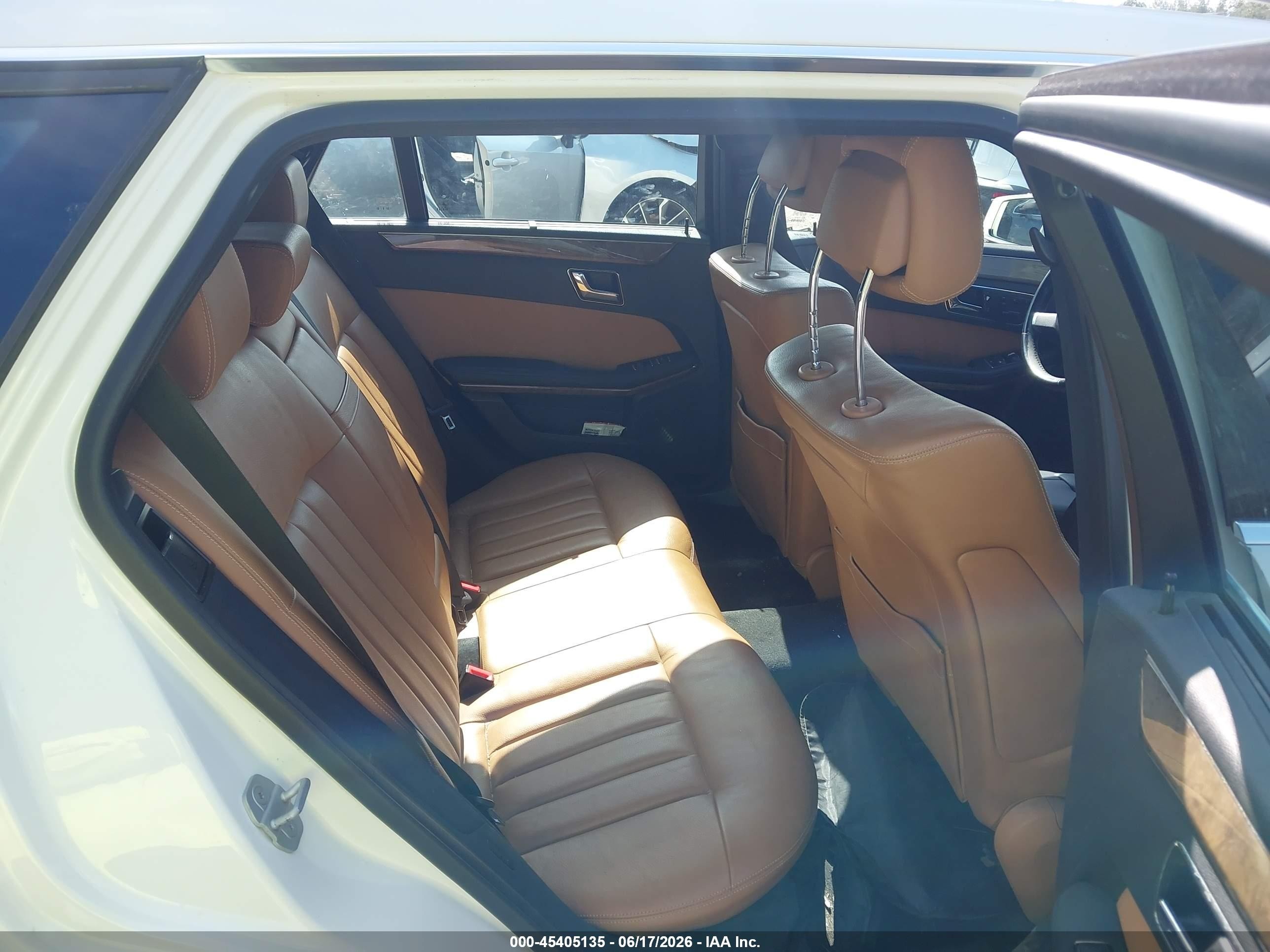 2011 Mercedes-benz E 350 4matic Белый vin: WDDHH8HB1BA275170