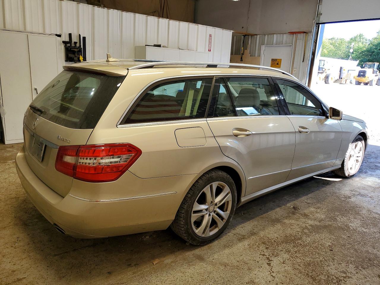 2011 Mercedes-benz E 350 4matic Wagon Gold vin: WDDHH8HB3BA305656