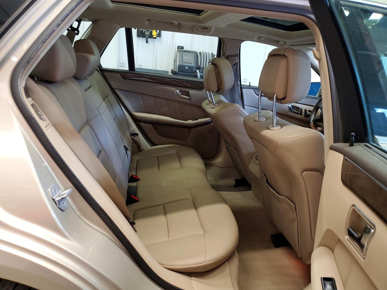 2011 Mercedes-benz E 350 4matic Wagon Gold vin: WDDHH8HB3BA305656