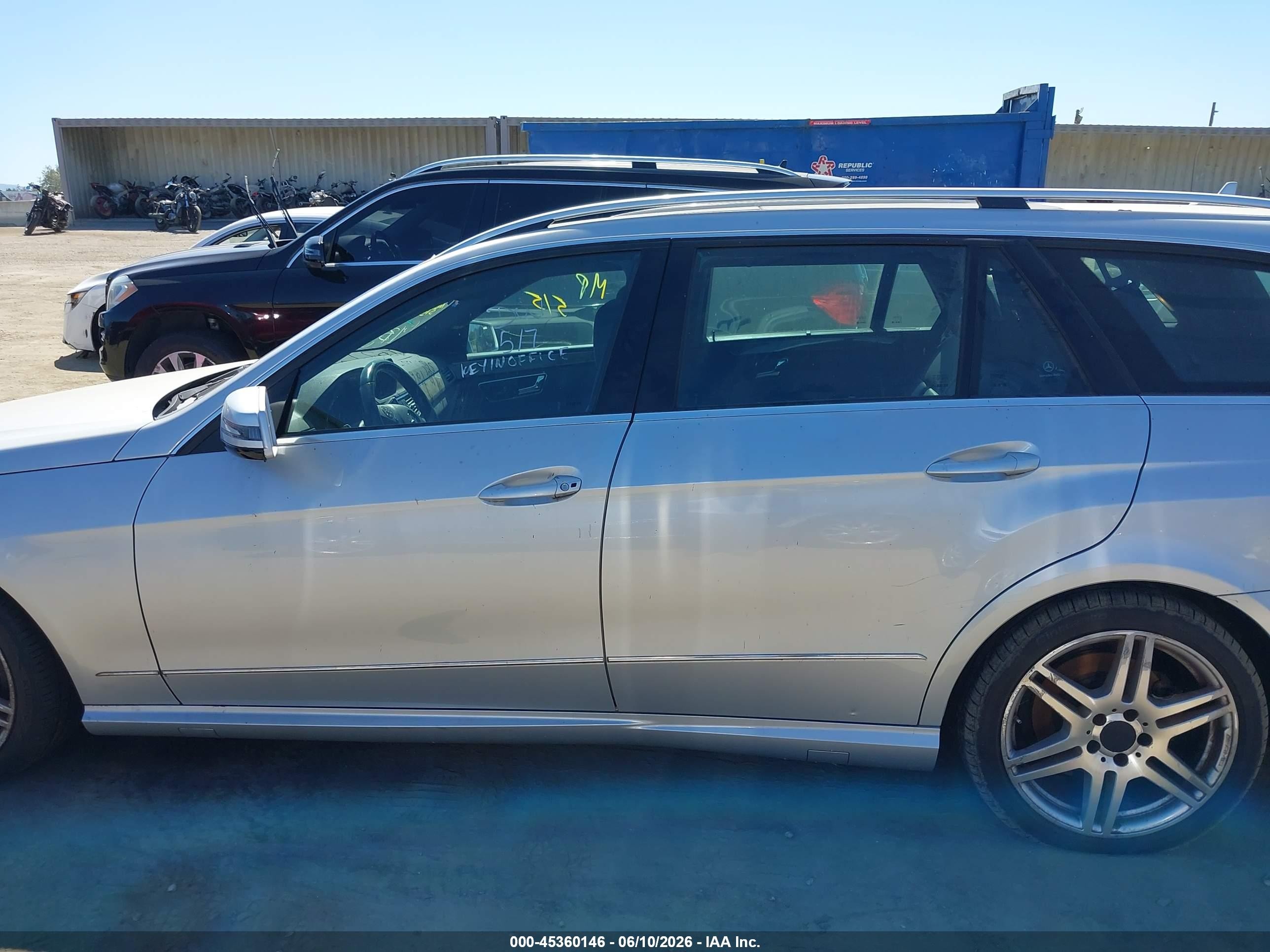 2011 Mercedes-benz E 350 4matic Silver vin: WDDHH8HB3BA322490