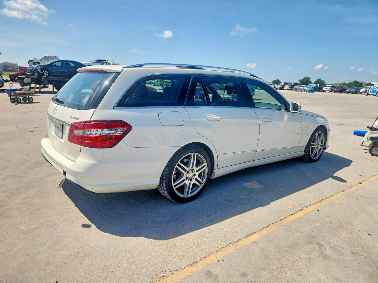 2011 Mercedes-benz E 350 4matic Wagon White vin: WDDHH8HB5BA218924