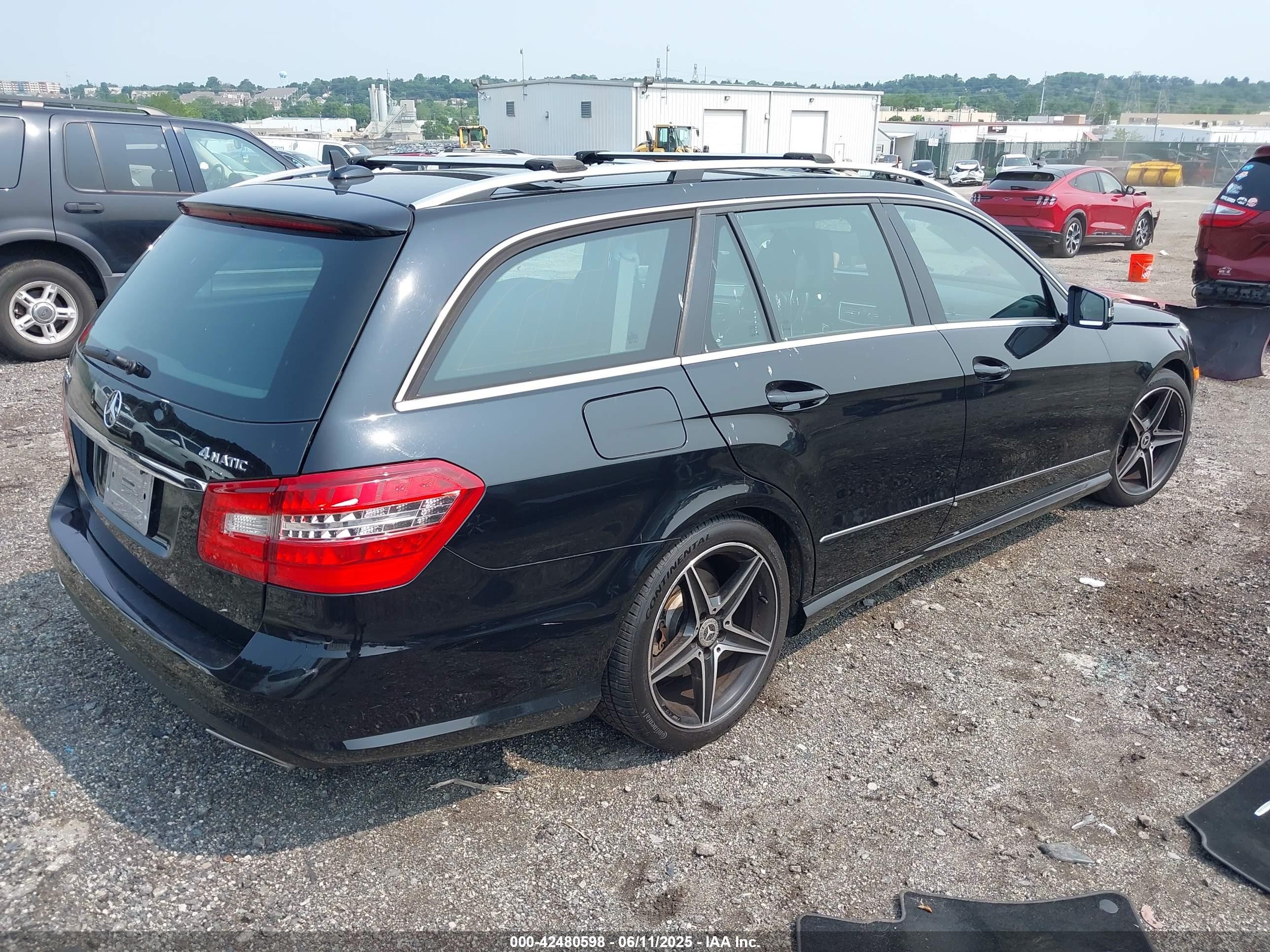 2011 Mercedes-benz E 350 4matic Black vin: WDDHH8HB8BA299451