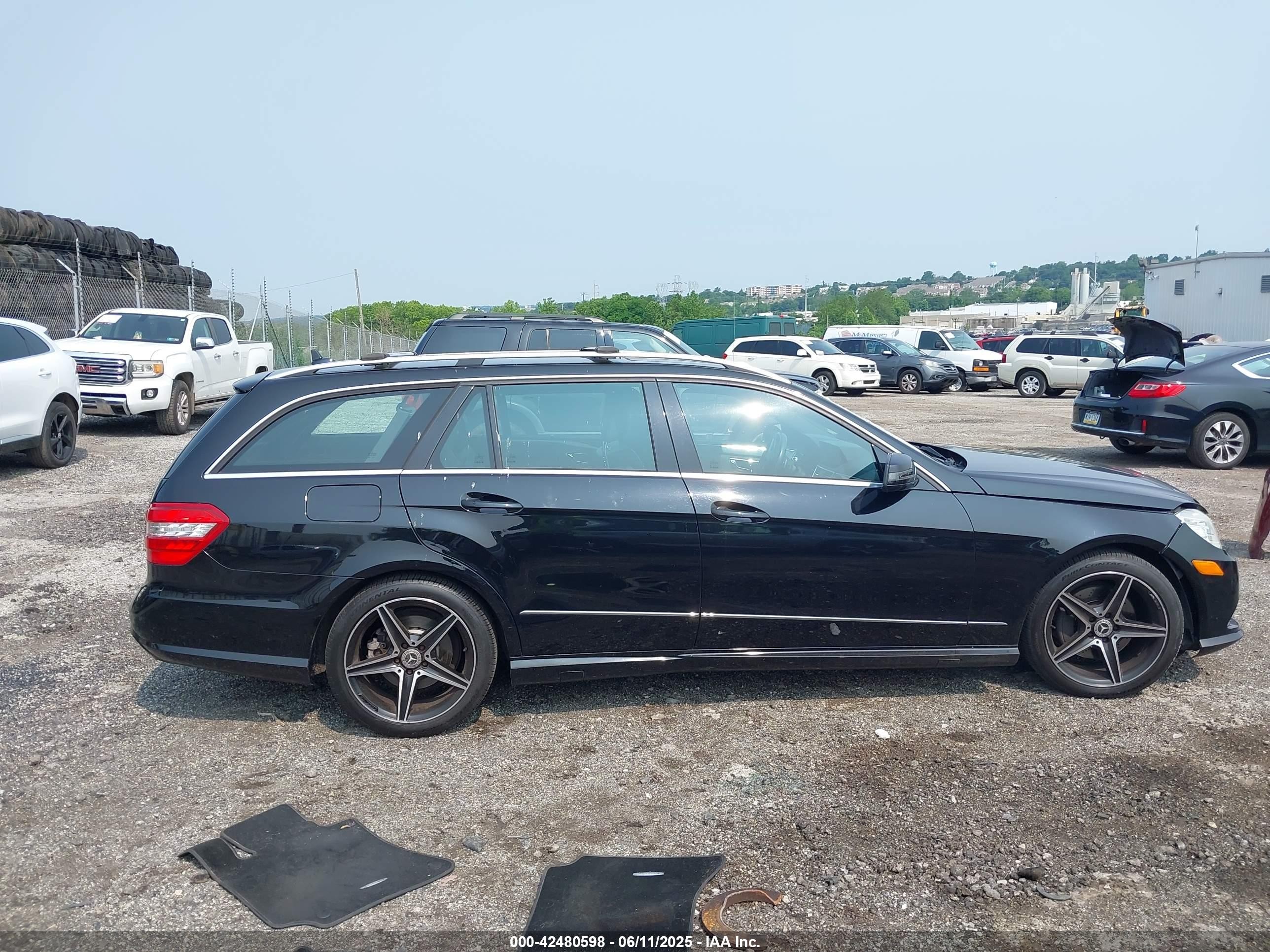 2011 Mercedes-benz E 350 4matic Black vin: WDDHH8HB8BA299451
