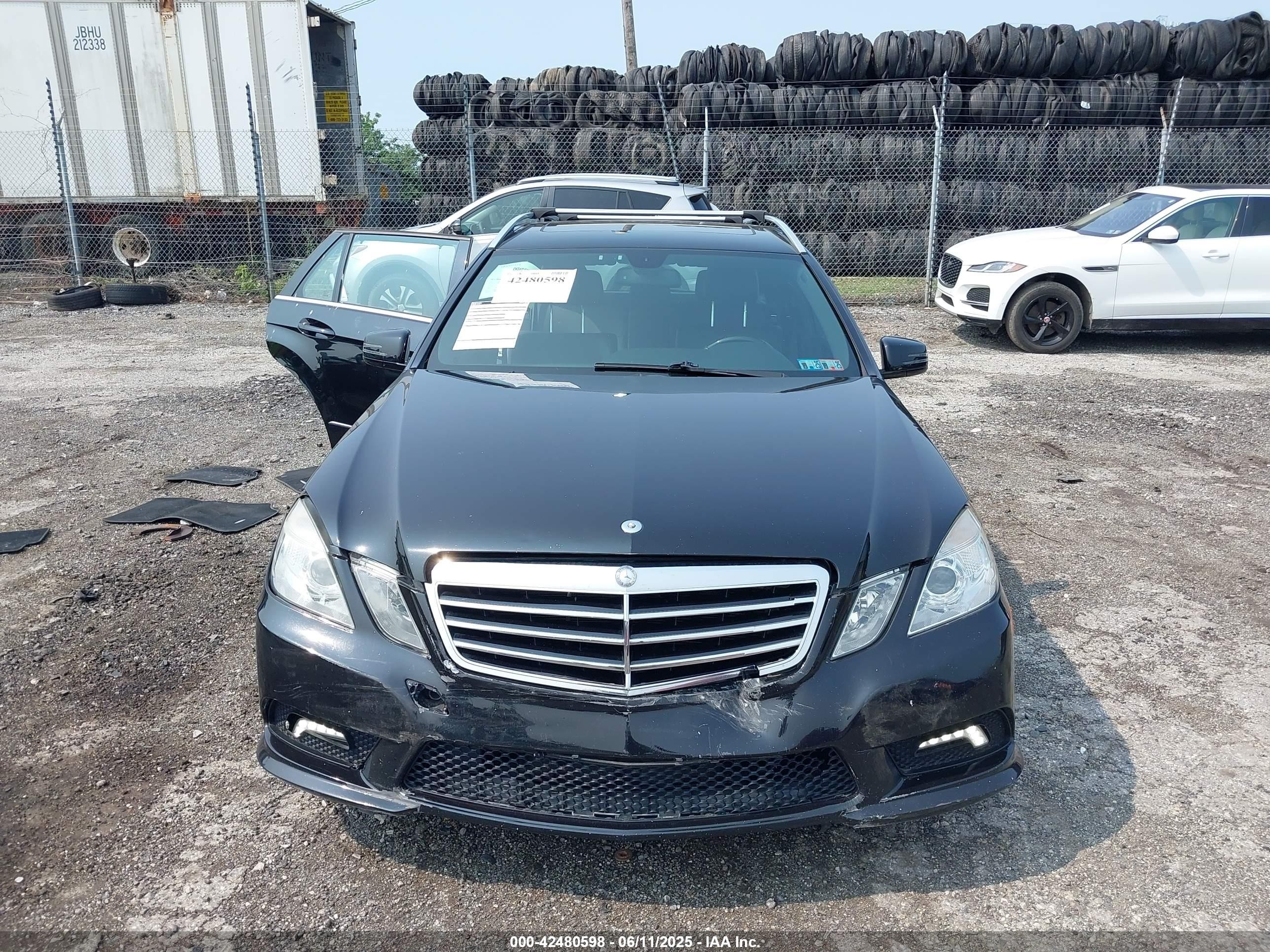 2011 Mercedes-benz E 350 4matic Black vin: WDDHH8HB8BA299451
